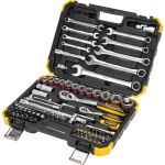 Набор инструментов KRANZ 1/2"", 1/4"", CRV, пластиковый кейс, 82 предмета KR-66-6682 (артикул 28479830) – фото 1