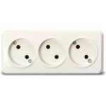 Розетка Smartbuy 3-местная 10А без заземления белая Юпитер SBE-03w-10-S3-N (артикул 16052330) – фото 1