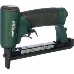 Скобозабиватель Metabo DKG 80/16 601564500 (артикул 15467769) – фото 1