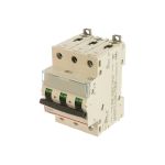 Автоматический выключатель 3п C 32А DX3-E 6кА Leg Legrand 407294 1009874 (артикул 15542292) – фото 1