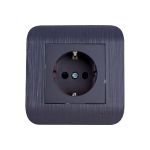 Розетка LUXAR Deco с/у с з/к венге с рифленой рамкой, 250В 16А 4606400620303 (артикул 16139595) – фото 1