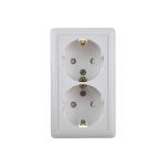 Розетка Schneider Electric 2-м ОП Хит 16А IP20 с заземл. защ. шторки бел. RA16-239-B (артикул 18126505) – фото 1