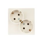 Розетка Simon 2х2К+З Schuko без шторок, слоновая кость 2450459-031 (артикул 16102795) – фото 1