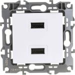 Зарядное устройство USB ЭРА 12-4110-01, 230В/5В-2100мА, IP20, белый Б0027491 (артикул 15840984) – фото 1