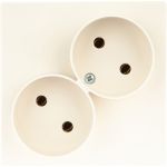 Розетка Simon 2х2К без защитных шторок, слоновая кость 2450457-031 (артикул 16102670) – фото 1