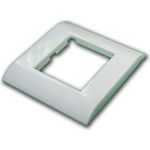 Пластиковая накладка на цоколь LANMASTER 45х45, белая, 2 модуля LAN-FR45x45-WH (артикул 17585688) – фото 1