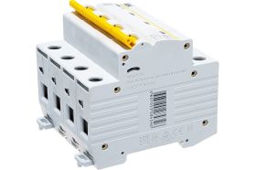 Автоматический модульный выключатель IEK 4п C 16А ВА 47-29 4.5кА ИЭК MVA20-4-016-C (артикул 15425013) – фото 1