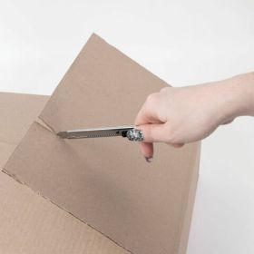 Канцелярский нож STAFF Manager 9 мм, усиленный, металлический корпус, автофиксатор, клип 237081 (артикул 16742351) – фото 2