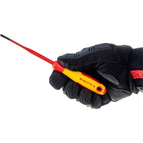 Отвертка KNIPEX SL4.0x0.8 шлицевая тонкая VDE, L лезвия 100 мм, 1000V, 2-комп. рук-ка KN-982040SL (артикул 15723439) – фото 4