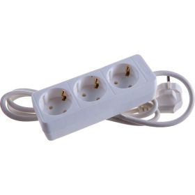 Бытовой удлинитель UNIVersal ТМ 3500 Вт с/з 3гн. ПВС 1,5м 481S-6301 (артикул 15984190) – фото 1