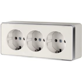 Тройная розетка с заземлением и шторками Werkel W5073103 a051554 (артикул 15958286) – фото 1