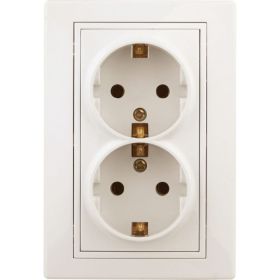 Двойная розетка Intro Plano с заземлением 2x2P+E Schuko, 16А-250В, IP20, СУ, слоновая кость, Б0053916 (артикул 20772843) – фото 1