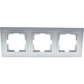 3-местная рамка MONO ELECTRIC DESPINA серебро 102-210000-162 (артикул 18378739) – фото 1