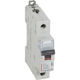 Автоматический выключатель Legrand DX3 6000 - 10 кА - тип C - 1П - 25 А - 1 модуль 407672 (артикул 20277178) – фото 1
