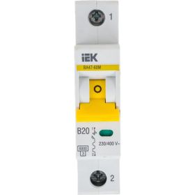 Автоматический выключатель IEK ВА47-60M 1Р 20А 6кА B MVA31-1-020-B (артикул 21319384) – фото 1