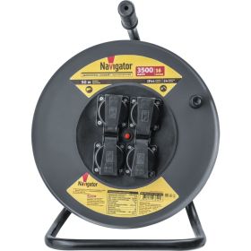 Удлинитель Navigator 93 899 npe-rm-04-50-e-ip44-3x2.5, катушка, 4 гнезда, c заземлением, кг 50м 93899 (артикул 27644880) – фото 1