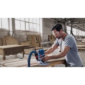 Фрезер Bosch GOF 130 06016B7000 (артикул 16520750) – фото 3