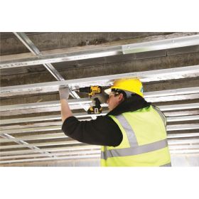 Аккумуляторная дрель-шуруповерт DeWALT DCD 771 C2 (артикул 15454795) – фото 2