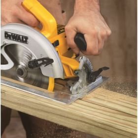 Дисковая пила DeWALT DWE 575 K (артикул 15260818) – фото 2