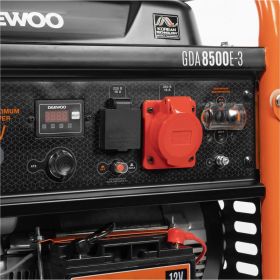 Бензиновый генератор с возможностью подключения ATS Daewoo GDA 8500E-3 (артикул 15626886) – фото 4