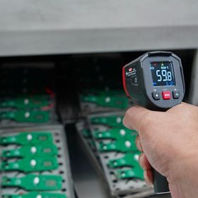 Инфракрасный термометр UNI-T ut306c 106890 (артикул 26965616) – фото 3