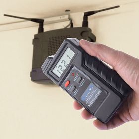 Измеритель уровня электромагнитного фона МЕГЕОН 07100 00000003379 (артикул 15532226) – фото 6