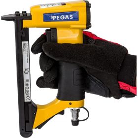 Скобозабивной пистолет Pegas pneumatic FS8016-B 1006 (артикул 16508867) – фото 6