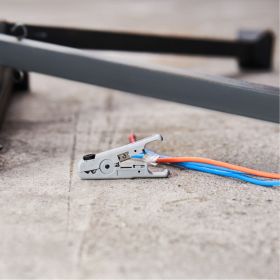 Инструмент для зачистки и обрезки витой пары PROconnect HT-S-501B 12-4042-4 (артикул 16129732) – фото 2