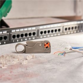 Инструмент для зачистки коаксиального кабеля RG-58, RG-59, RG-6 REXANT ht-332 12-4011 (артикул 15843760) – фото 8