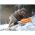 Щетка со скребком Fiskars SnowXpert 1019352 (артикул 15642768) – фото 7